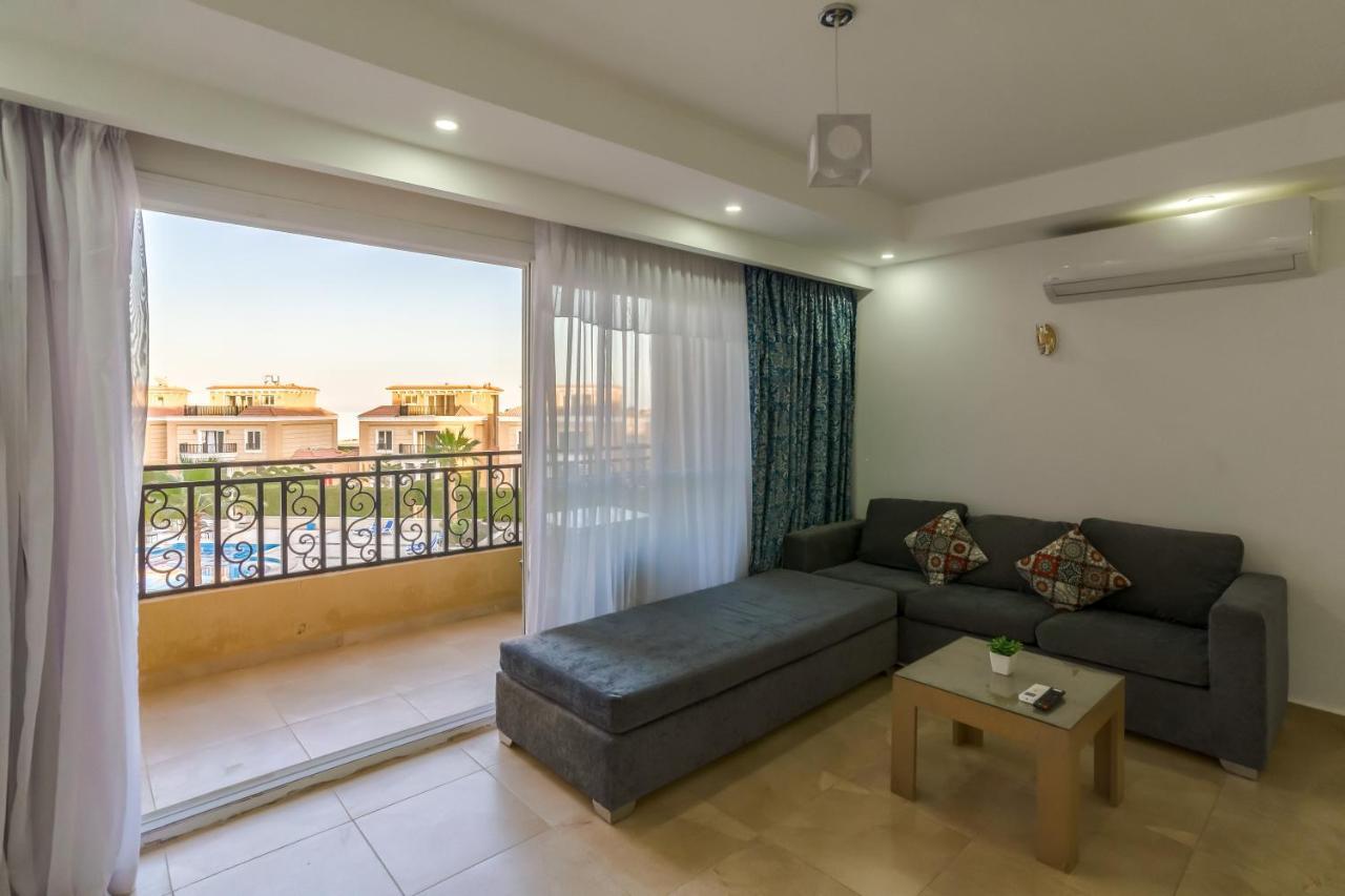 Selena Bay Apartment *