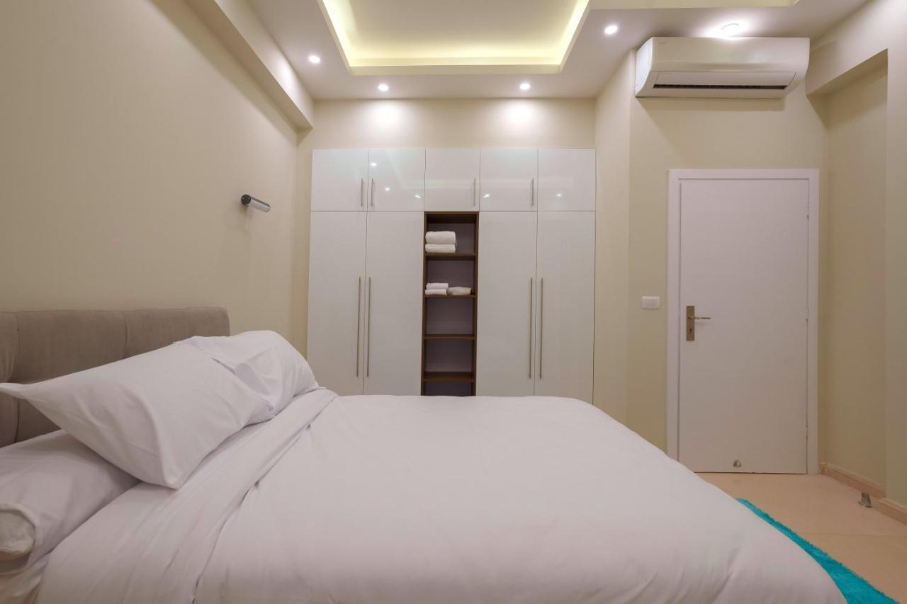 Selena Bay Apartment